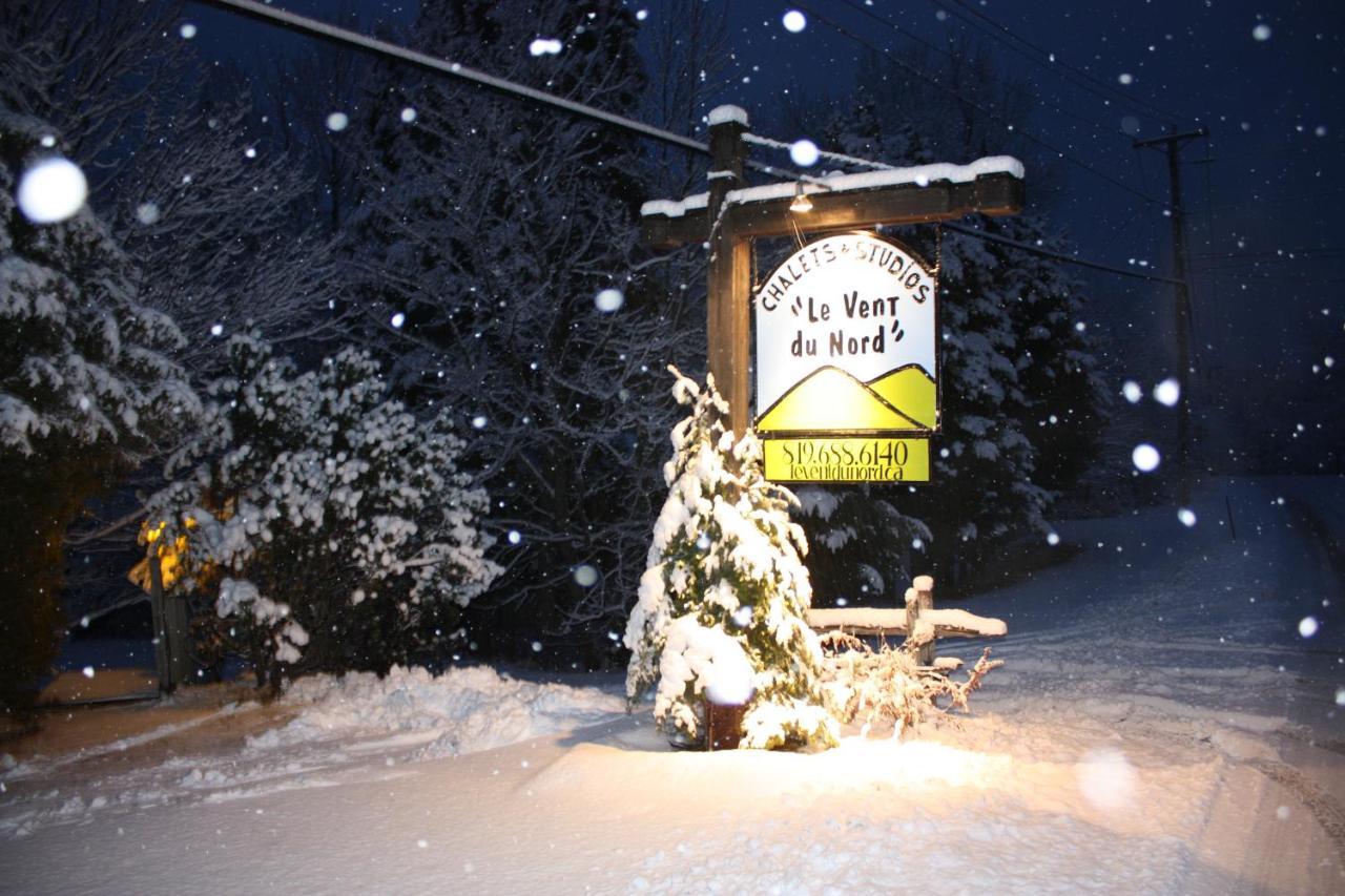 Chalets Et Studios Le Vent Du Nord Lac-Superieur エクステリア 写真
