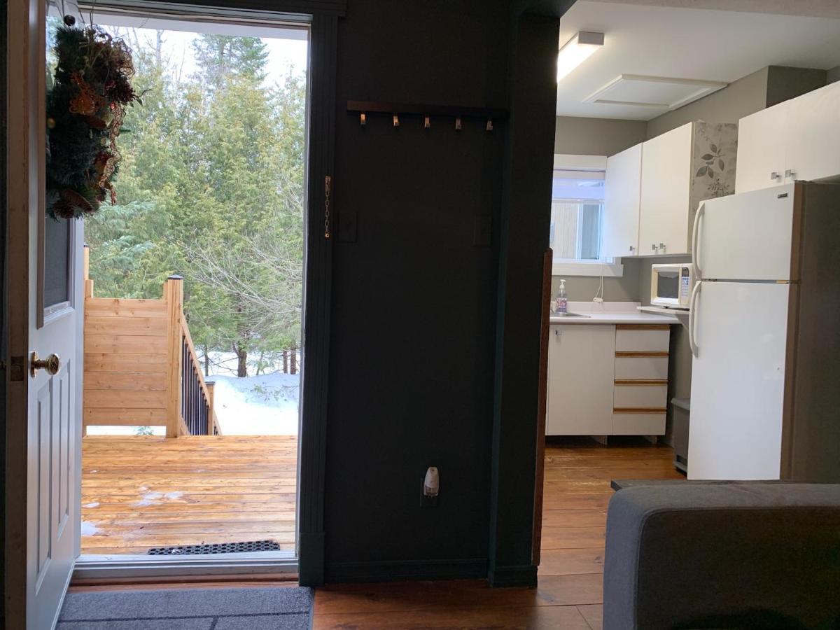 Chalets Et Studios Le Vent Du Nord Lac-Superieur エクステリア 写真