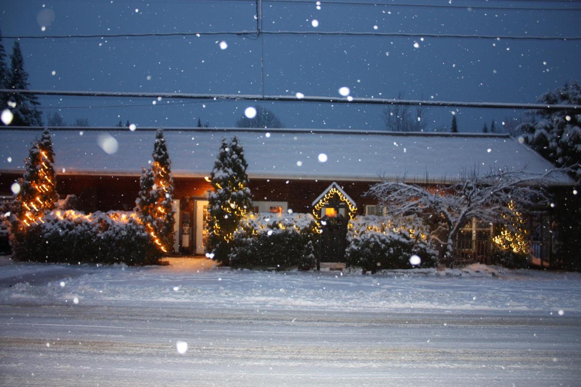Chalets Et Studios Le Vent Du Nord Lac-Superieur エクステリア 写真