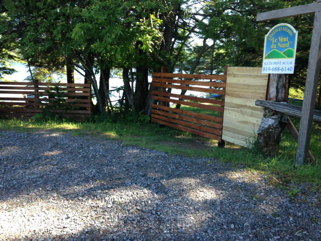 Chalets Et Studios Le Vent Du Nord Lac-Superieur エクステリア 写真