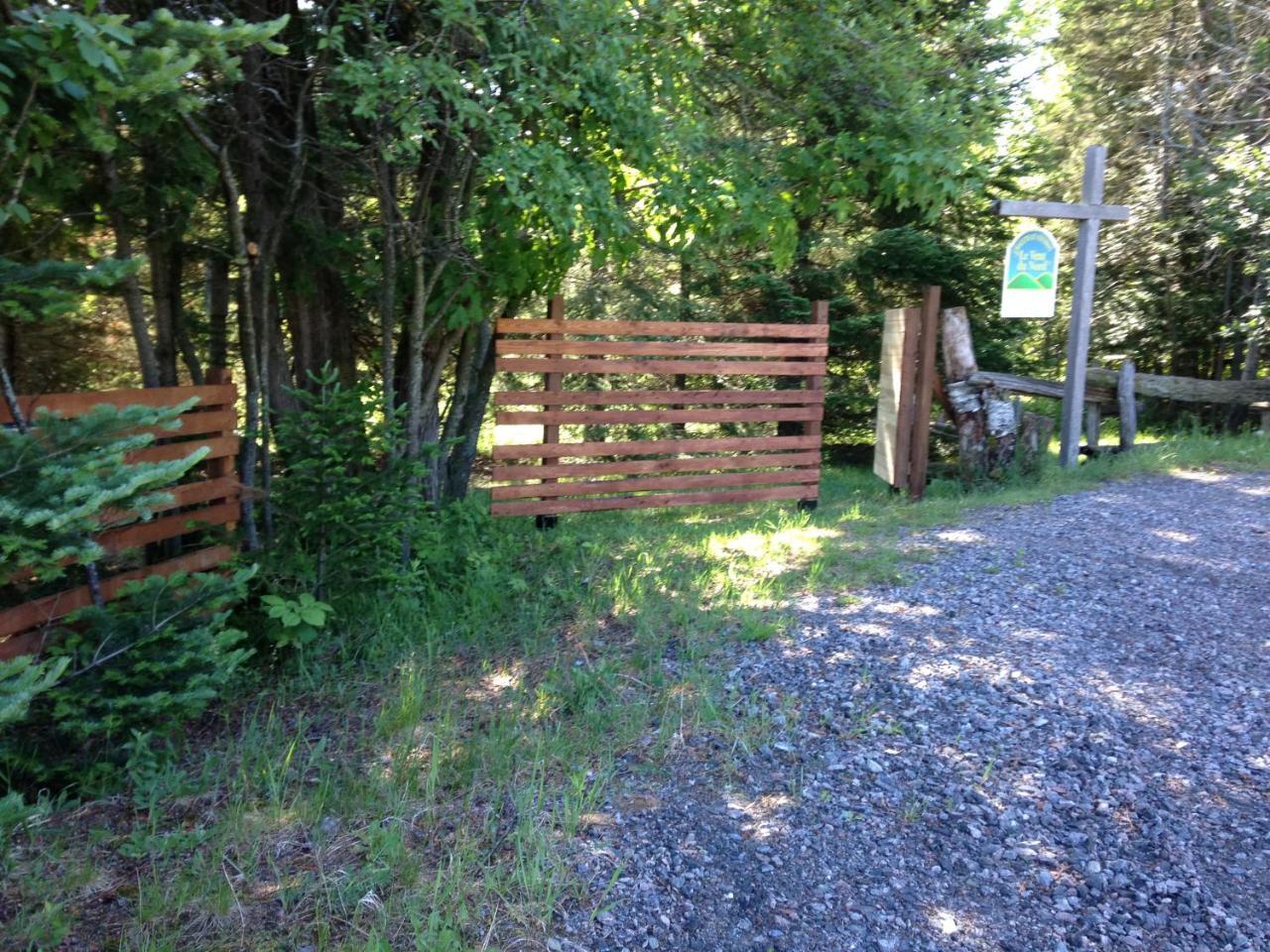 Chalets Et Studios Le Vent Du Nord Lac-Superieur エクステリア 写真