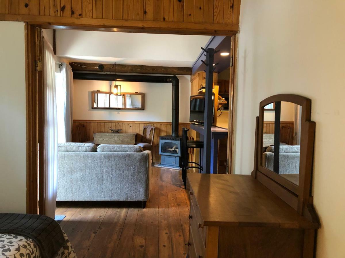 Chalets Et Studios Le Vent Du Nord Lac-Superieur エクステリア 写真