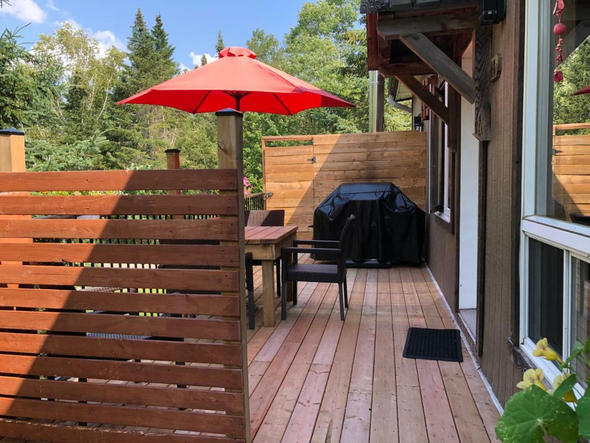 Chalets Et Studios Le Vent Du Nord Lac-Superieur エクステリア 写真