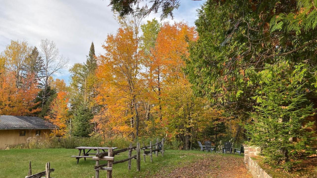Chalets Et Studios Le Vent Du Nord Lac-Superieur エクステリア 写真